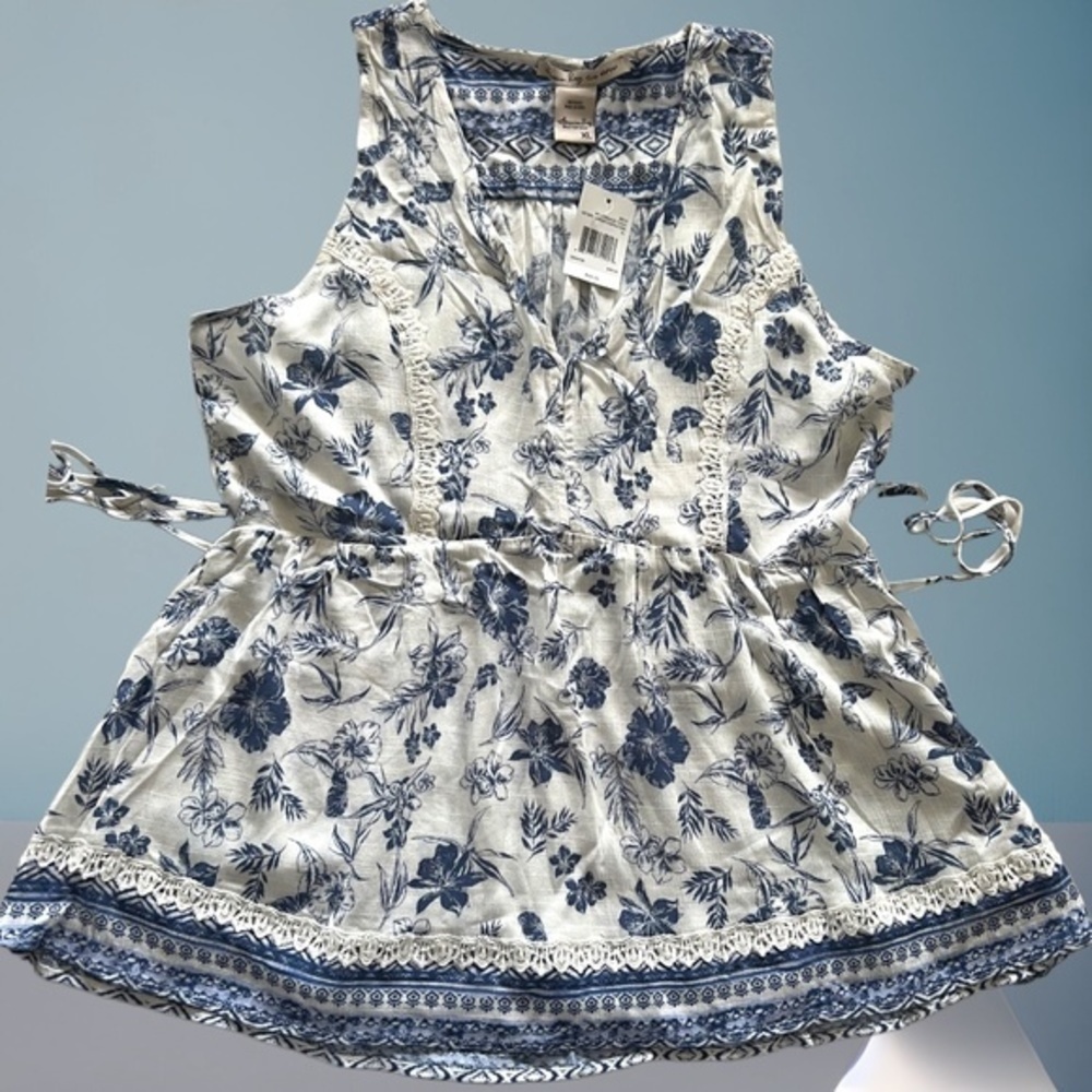 AMERICAN RAG V-neck Sleeveless Tunic w/Back Tie & Lace Insets NWT/XL - Picture 7 of 16